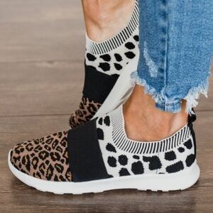 Jellypop Portland Sneakers- Animal Multi size 6.5